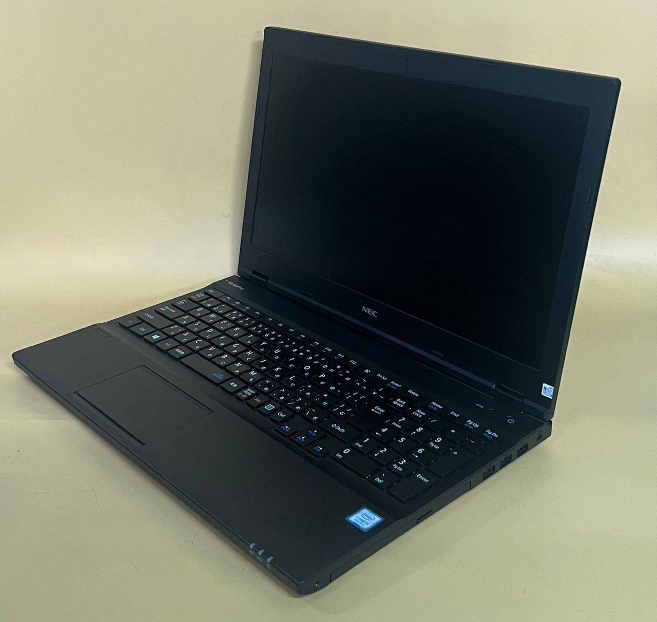 Refurbished NEC Versapro vkm17x-3 laptop 15.6 inch (Intel i5-8th